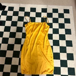 Yellow bodycon dress